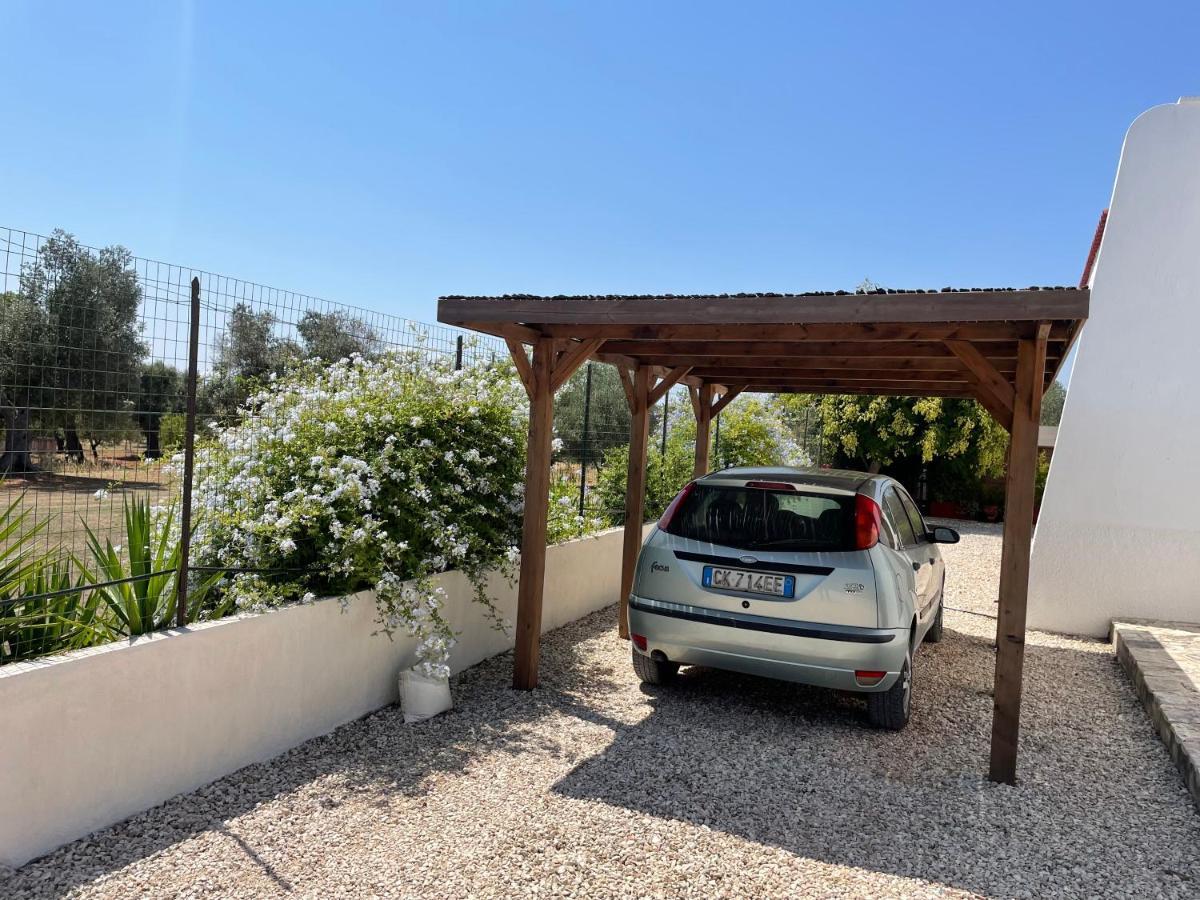 Villa Connie Serranova Exterior foto